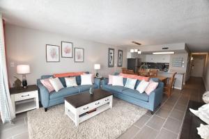 0704 Waters Edge Resort condo