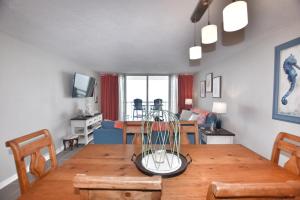 0704 Waters Edge Resort condo