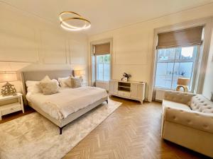 Blair in ApartNest Auchterarder