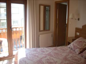 Double Room room in Hostal Casa Isabel