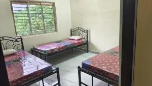 2 BHK Sharing Accomodation - Molem
