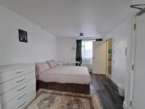 En-suite Mitcham - 米查姆