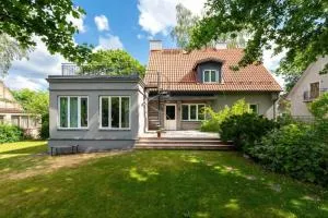 Villa Ernesaks - Private yard and grill - 马尔杜