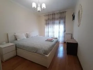 Central III - APARTAMENTO - Arcozelo