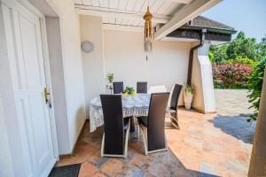 Holiday Home Slavc with 4 Bedrooms