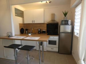 Studio moderne en rez de jardin