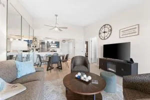 Oasis on Table Rock Lake - Lampe