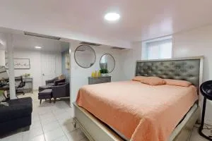 M&J New Rochelle Apartment! - New Rochelle