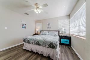 Spacious 3BR, Pool, Near Beach & Attractions