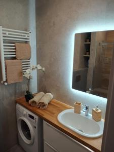 Apartament Grey 52, 3 min od plaży, basen, plac zabaw, darmowy parking!