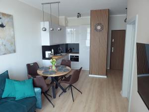 Apartament Grey 52, 3 min od plaży, basen, plac zabaw, darmowy parking!