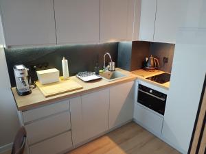 Apartament Grey 52, 3 min od plaży, basen, plac zabaw, darmowy parking!