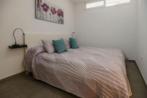 Los Cristianos, Ocean and Harbour view, pedestrian