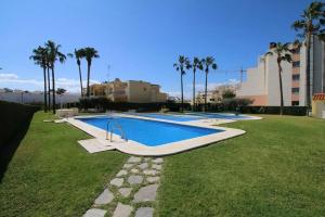 RA585 Apartamento de 2 dormitorios en Puerto Rey