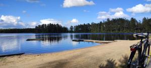 Boende i Målaskog, near the lake, boat, big garden