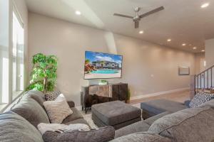 Ocotillo Springs Resort 41 Private Hot Tub, Nintendo Console, BBQ Grill & Beautiful Resort Pool