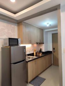 Georgia Luxe Suite at Shore 2 MOA