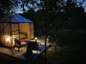 Tentes de luxe Le jardin secret : photos des chambres