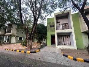 Samruddhi S3 homestay garden villa or S1