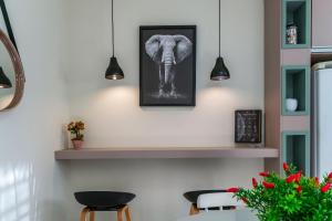 A36 - AP 05 - Maria Angélica - Apto na avenida - 01 dormitório