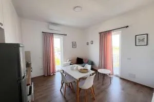 GH - Peace and wellbeing - ((Bishtkamzë ))