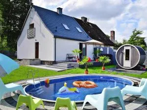 Holiday home with pool and sauna, Choczewo - Choczewo