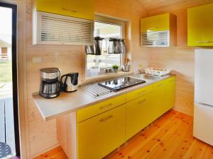 Holiday Home in Jaros awiec near the Sea