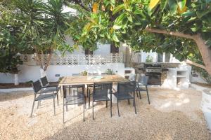 Swell S2 maisonette with private Jacuzzi in Naousa