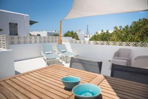 Swell S2 maisonette with private Jacuzzi in Naousa