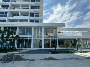 Suite Lujosa con Jacuzzi piso 14 vista al mar