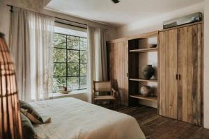 Design Loft with private pool and SPA like feature