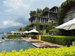 Cardedeu Residence Lago de Coatepeque