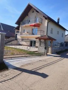 Haus Rose - Gornji Prozor