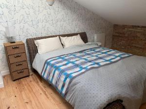 Maisons de vacances Logis Groly gite avec spa en campagne proche Montauban : photos des chambres