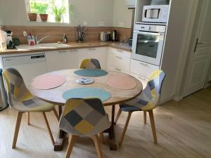 Maisons de vacances Logis Groly gite avec spa en campagne proche Montauban : photos des chambres
