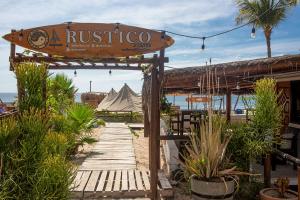 RUSTICO LOUNGE-Tipi With AC in front of the beach