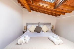 [Piazza Santo Spirito] Appartamento con 2 Camere Matrimoniali