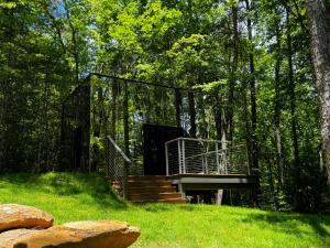 Couples Mirror Cabin -Looking Glass at Valley Bear Farms Resort