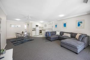 3 Bedroom Apartment with Lift