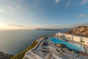 Caldera's Dolphin Suites Santorini Greece