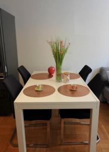 Apartments with a parking space Zagreb - 23369