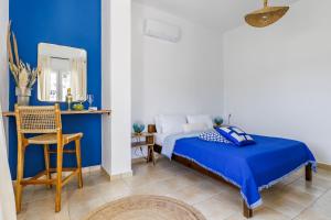 Theros Holiday Home