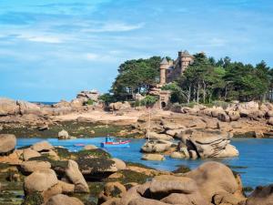Holiday home on the Rosa Granite Coast-formerly TUI Ferienhaus