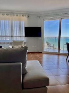 Luxurious Beach Front Apartment