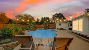 Resort-Style Pool Home with Cinema, Gaming, & Hot Tub for the Holidays - Sunnyvale