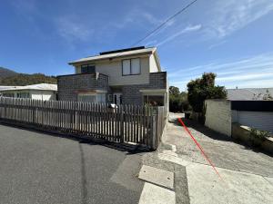 Montrose Double Bed Room close to City