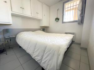 Appartements Banyuls-sur-Mer : Duplex T3 avec terrasse, parking prive, proche plage - FR-1-309-77 : photos des chambres