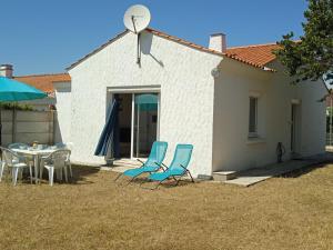 Maisons de vacances Maison Cosy, Renovee, Proche Plage et Centre, Jardin, Animaux Bienvenus - FR-1-652-19 : photos des chambres