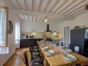 Maisons de vacances Charmant Gite Cocooning avec Terrasse et Animaux Acceptes - FR-1-496-306 : photos des chambres