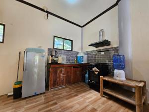 Exclusive Home with Starlink, Solar Lighting and Parking